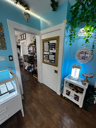 Explore easy cute tattoo ideas, creative tattoo ideas in Saint George, available at Medusas Piercing Studio