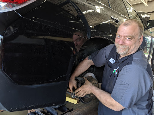 Auto Repair Shop «Car Care Advanced Service Center», reviews and photos, 9865 Norma Ln, Woodbury, MN 55129, USA