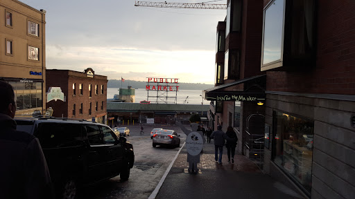 Cafe «Cupcake Royale», reviews and photos, 108 Pine St, Seattle, WA 98101, USA