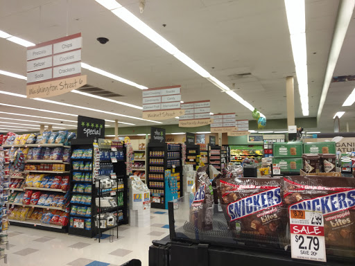 Grocery Store «Star Market», reviews and photos, 33 Austin St, Newtonville, MA 02460, USA