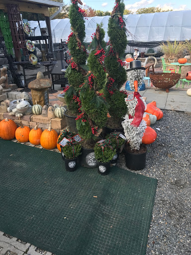 Garden Center «Lake Anna Nursery», reviews and photos, 71 Oak Grove Dr, Mineral, VA 23117, USA