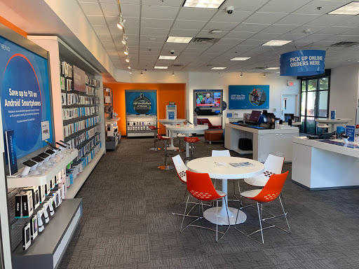 Cell Phone Store «AT&T», reviews and photos, 1810 E Main St, Woodland, CA 95776, USA