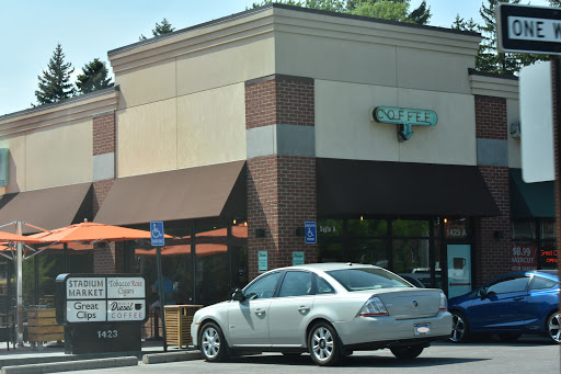 Tobacco Rose Cigars, 1423 E Stadium Blvd, Ann Arbor, MI 48104, USA, 