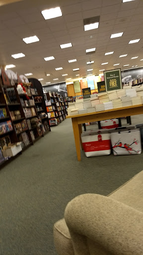 Clothing Store «Ross Dress for Less», reviews and photos, 1038 N El Camino Real, Encinitas, CA 92024, USA