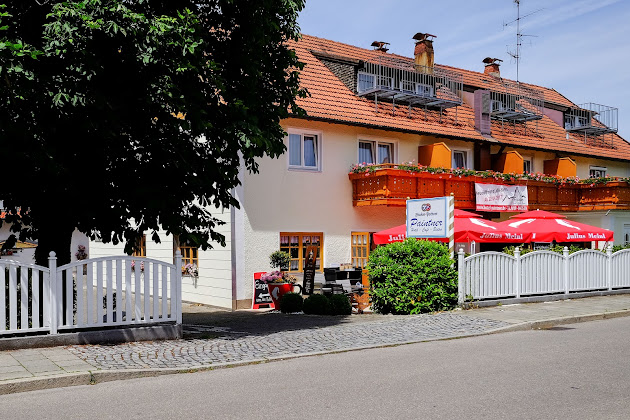 Extérieur hôtels Hotel - Café - Bistro Paintner 82110 Germering