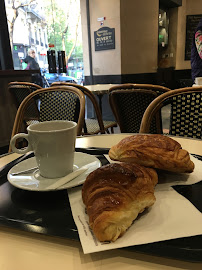Croissant du Restaurant servant le petit-déjeuner La Grande Alésia à Paris - n°15