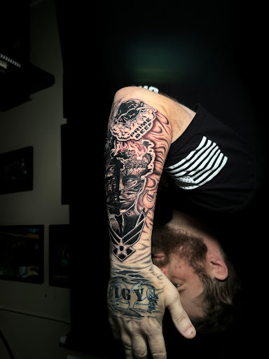 Explore small hand tattoo ideas, creative tattoo ideas in Allentown, available at Max Meano Tattoo