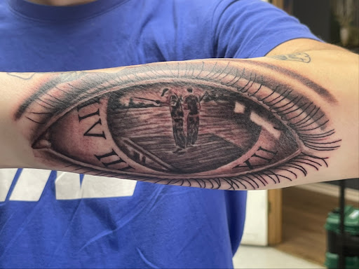 Tattoo Shop «Skin Gallery-Tattoos», reviews and photos, 37292 US-18, Prairie du Chien, WI 53821, USA