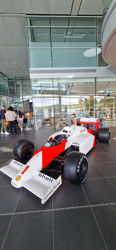 McLaren Technology Centre Car Park Ian Stephen Abragan - Parking garage