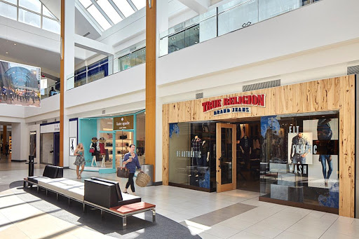 Shopping Mall «The Fashion Mall at Keystone», reviews and photos, 8702 Keystone Crossing, Indianapolis, IN 46240, USA