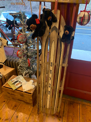 Grocery Store «Shawnee General Store», reviews and photos, 542 River Rd, Smithfield Township, PA 18356, USA