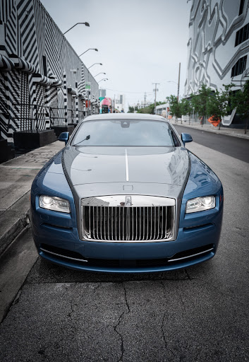 Luxury car rentals Miami