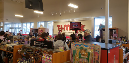 Department Store «T.J. Maxx», reviews and photos, 20 Chapel View Blvd, Cranston, RI 02920, USA