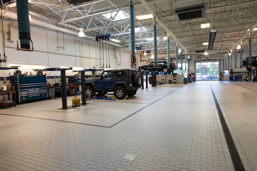 Car Dealer «Fair Oaks Chantilly Chrysler Jeep Dodge», reviews and photos, 4170 Auto Park Cir, Chantilly, VA 20151, USA