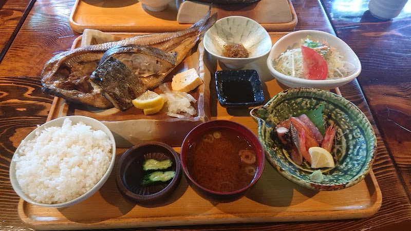 海鮮創作酒房 湾 ベイ 愛知県常滑市坂井梅狭間 定食屋 レストラン グルコミ