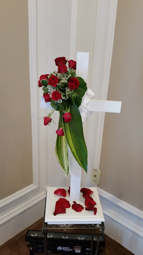 Florist «Myers Florist/Emerald Gardens Flowers», reviews and photos, 2906 Hillsborough Rd, Durham, NC 27705, USA