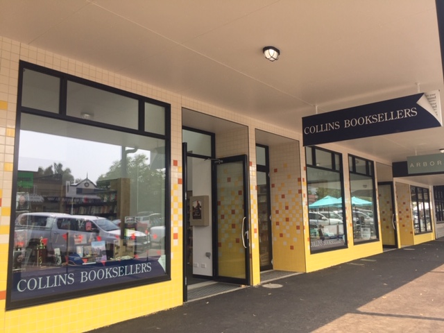 Collins Booksellers Echuca