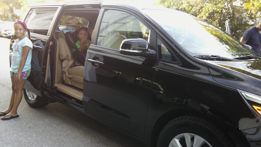 Kia Dealer «Airport Kia Naples», reviews and photos, 3325 Westview Dr, Naples, FL 34104, USA