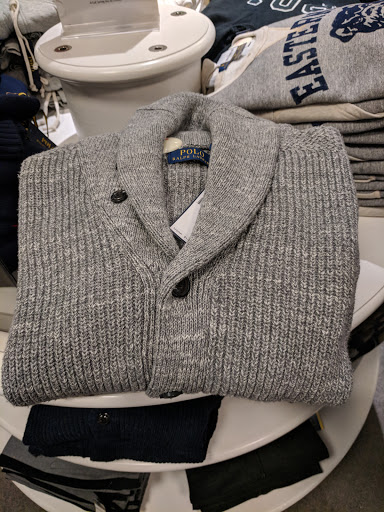 Stores to buy women's sweaters Honolulu