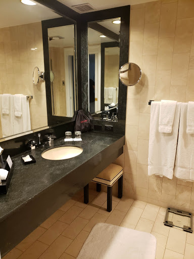 Performing Arts Theater «Lyric Theatre», reviews and photos, 213 W 42nd St, New York, NY 10036, USA