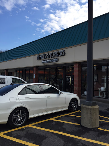 Hearts & Flowers Floral Design, 4960 William Flynn Hwy # 20, Allison Park, PA 15101, USA, 