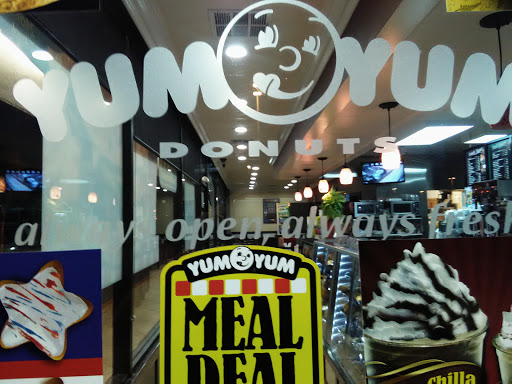 Donut Shop «Yum Yum Donuts», reviews and photos, 12821 Valley View Ave, La Mirada, CA 90638, USA