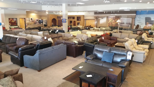 Bedroom Furniture Store «Furniture & Mattress World», reviews and photos, 4020 E Thomas Rd, Phoenix, AZ 85018, USA