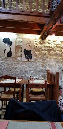 Atmosphère du Restaurant Les Remparts à Gerberoy - n°13