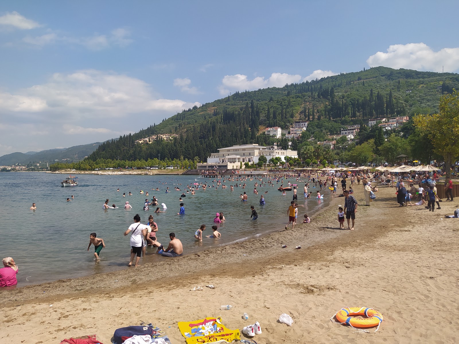 Karamursel beach'in fotoğrafı biraz temiz temizlik seviyesi ile