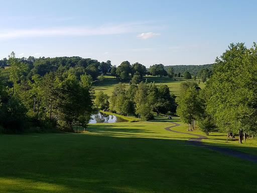 Golf Course «Grandview Farms Golf Course», reviews and photos, 400 Hartwell Rd, Berkshire, NY 13736, USA