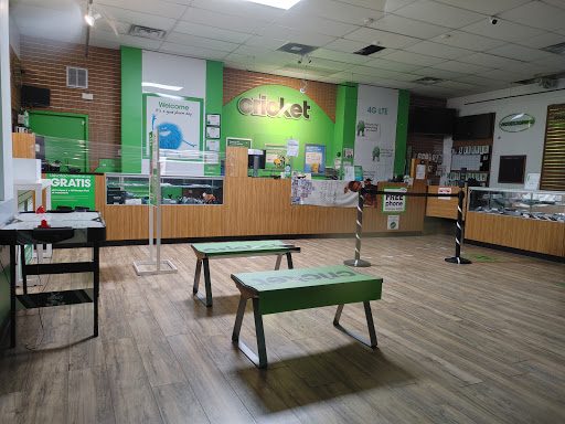 Cell Phone Store «Cricket Wireless Authorized Retailer», reviews and photos, 5620 Kenilworth Ave, Riverdale, MD 20737, USA