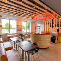 Atmosphère du Restaurant KFC MONTGERON - n°15