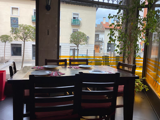 Restaurante La Toscana Pasta & Pizza S.L en San Martín de Valdeiglesias