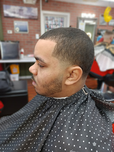 Barber Shop «Showcase Barbershop», reviews and photos, 727 Sumner Ave, Springfield, MA 01108, USA