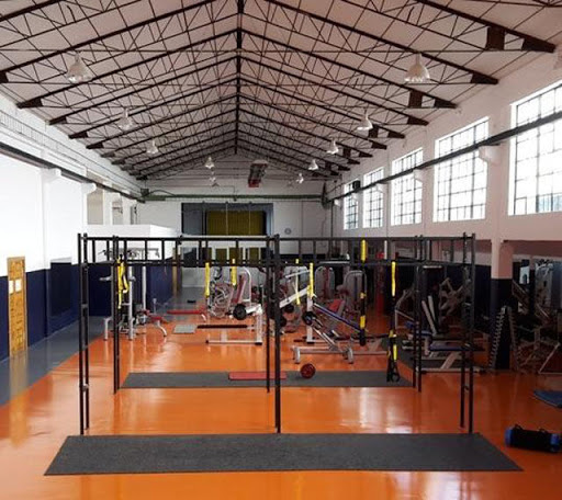 Gimnasio Invictus Training Center - Av. Santiago, 55, bajo, 01003 Vitoria-Gasteiz, Álava