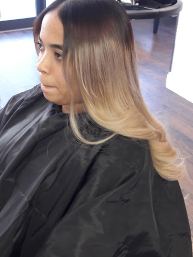 Beauty Salon «Bubbles & Angels Hair salon», reviews and photos, 82 Carleton Ave, East Islip, NY 11730, USA