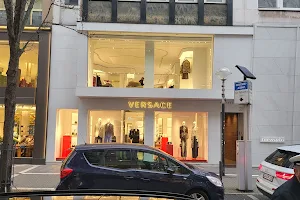 VERSACE image