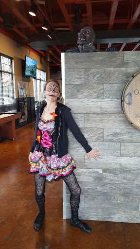 Restaurant «Oak Barrel of Eagle Restaurant and Sports Lounge», reviews and photos, 1065 E Winding Creek Dr, Eagle, ID 83616, USA