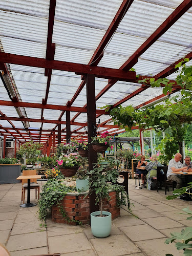 Reviews of Dobbies Garden Centre Moreton Park in Wrexham - Landscaper