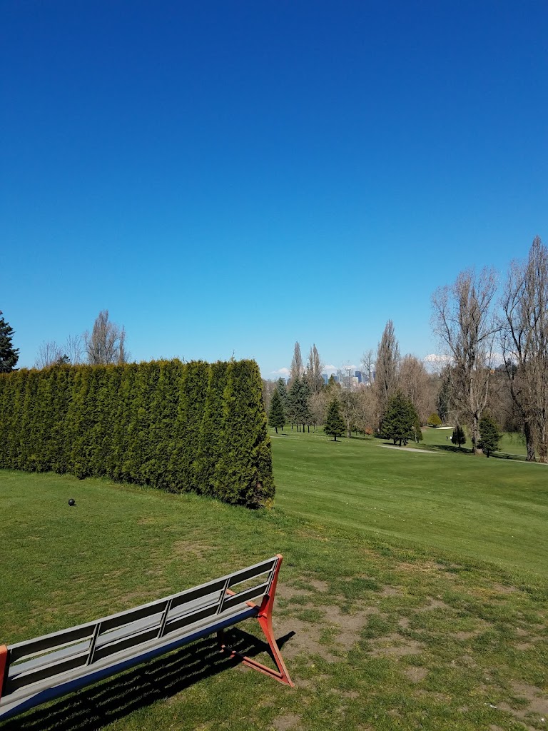 W Seattle Golf Restaurant 98126