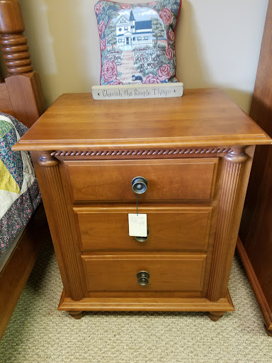 Furniture Store «Clear Creek Amish Furniture», reviews and photos, 1558 OH-73, Waynesville, OH 45068, USA