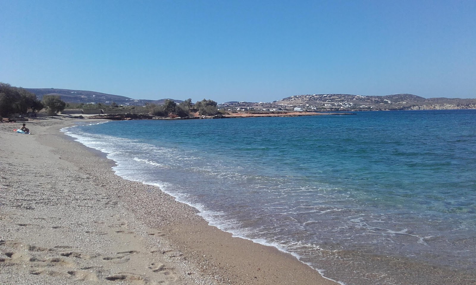 Foto de Paralia Tsoukalia con bahía mediana