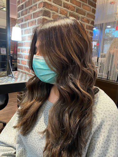 Hair Salon «Fox & Co Hair Nails & Skin Sln», reviews and photos, 85 Covert Ave, Floral Park, NY 11001, USA