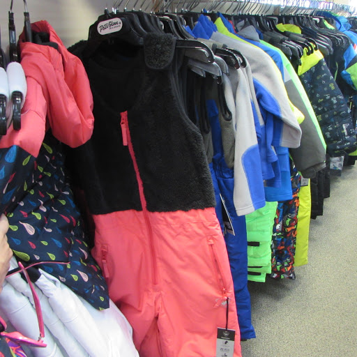 Sporting Goods Store «Peter Glenn Ski & Sports», reviews and photos, 2901 W Oakland Park Blvd, Fort Lauderdale, FL 33311, USA
