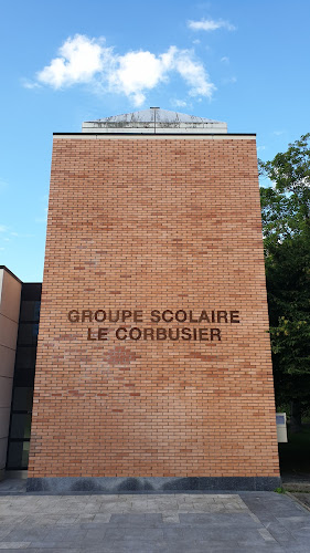 École Le-Corbusier - Thônex