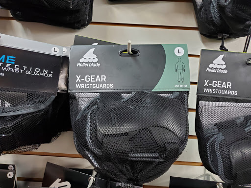 Sporting Goods Store «Play It Again Sports», reviews and photos, 18352 Beach Blvd, Huntington Beach, CA 92648, USA