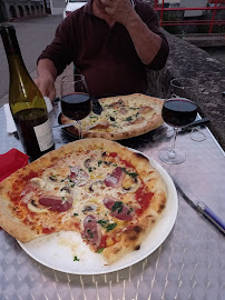Plats et boissons du Pizzeria BASILIC SAINT-FRED à Saint-Lary - n°5