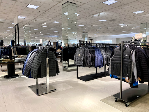 Department Store «Nordstrom Westfarms», reviews and photos, 600 W Farms Mall, Farmington, CT 06032, USA