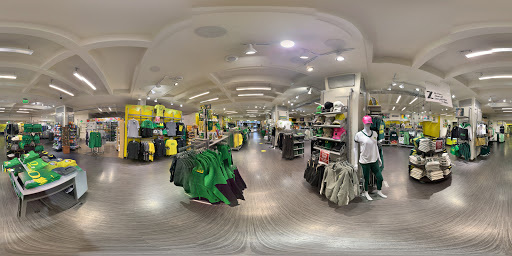 Book Store «The Duck Store - Campus», reviews and photos, 895 E 13th Ave, Eugene, OR 97401, USA