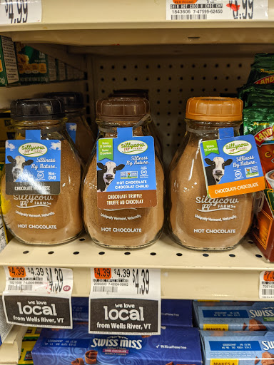 Grocery Store «Hannaford Supermarket», reviews and photos, 505 Pleasant St, Bristol, NH 03222, USA